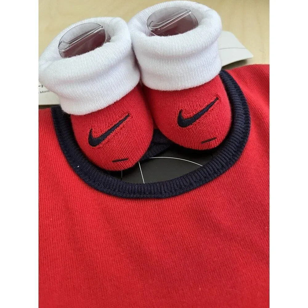 Nike Baby Red Blue Cotton Cuffed Ribbed Trim Swoosh Logo Bib Booties Set 0-6 MO